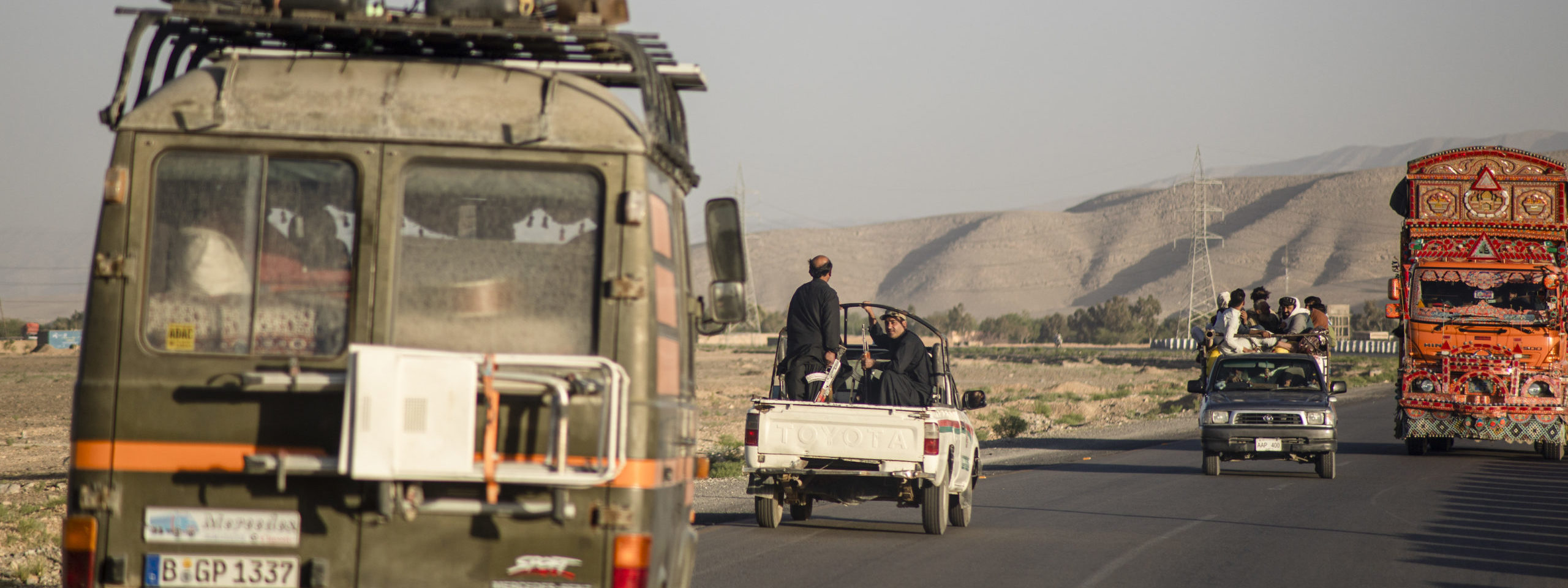 Mit Begleitschutz durch Pakistan
